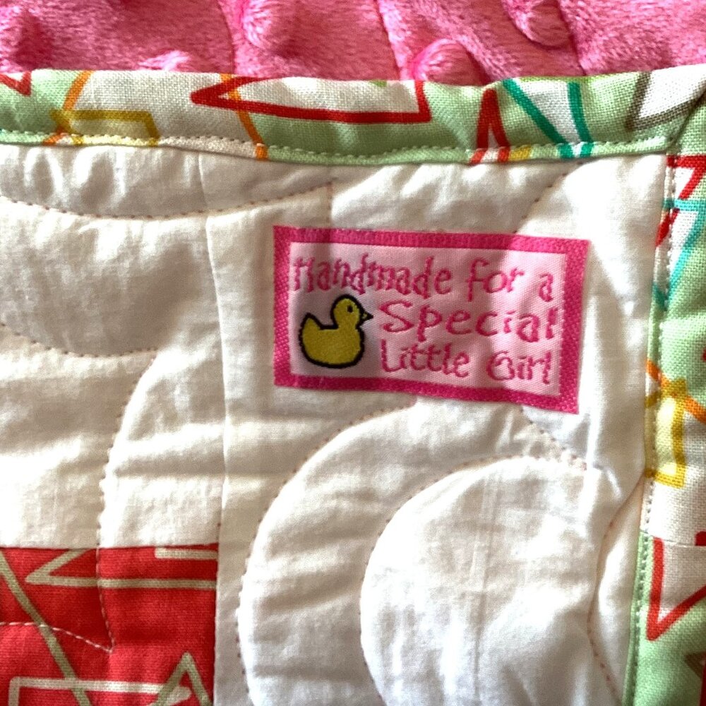 Handmade Finished Quilted Quilt Throw Blanket Pink Minky Cotton 62" x 51" - Picture 9 of 9